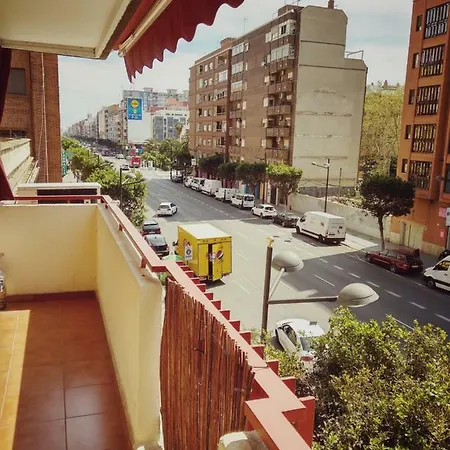 Piso Nuevo Entre El Centro Y La Playa *