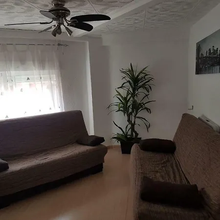 Alojo Patraix Apartament *