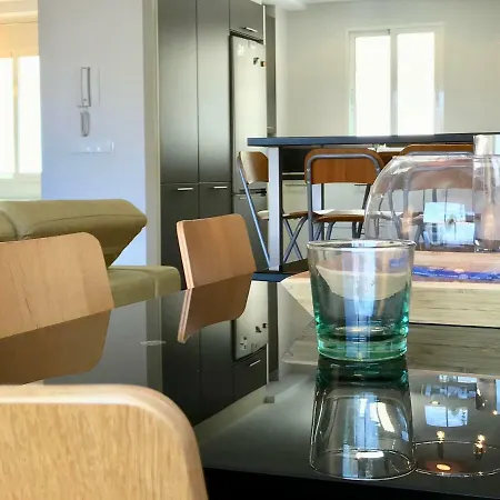 Warhol Apartment. Free Wifi 5g. Apartman Valencia