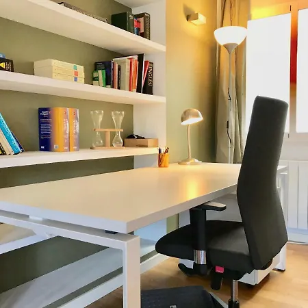 Warhol Apartment. Free Wifi 5g. * Valencia