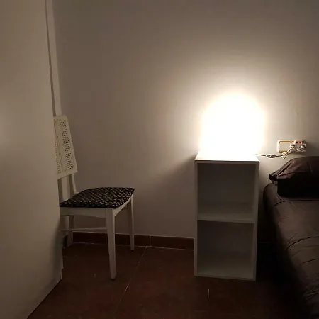 بيت للعطل Malvarrosa Calle Pavia فالنسيا
