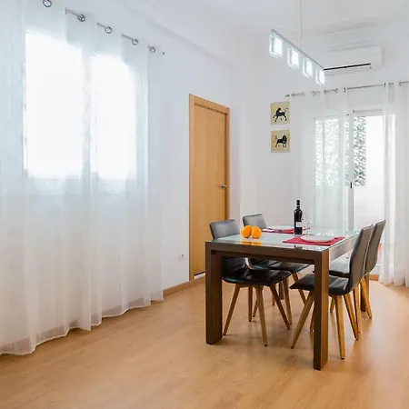 Confortable * La Marina De Appartement