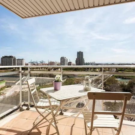 En La Ciudad De Ciencias Y Cerca De La Playa Apartamento Valencia