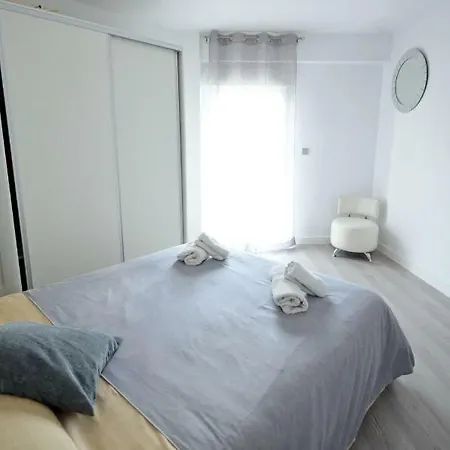 Appartement New Near To The Center *
