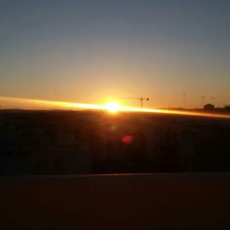 Apartment Penthouse With Terrace 40m2 With Wide Views 10mn Walking From Center