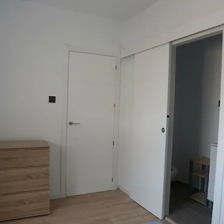 Penthouse With Terrace 40m2 With Wide Views 10mn Walking From Center Apartment *