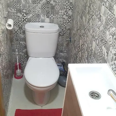 63 Carrer D'ernest Anastasio منزل للإقامة *
