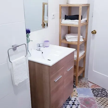 Mercado De Ruzafa. Centro-wifi * Valencia