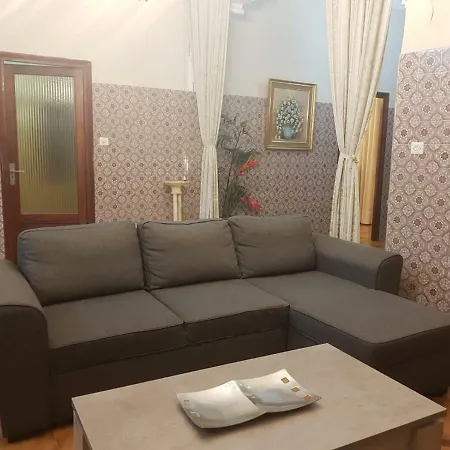 Casual House