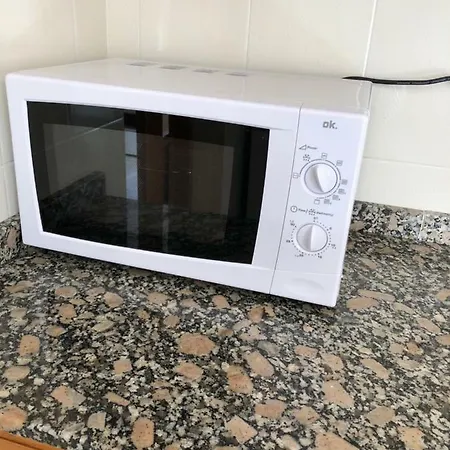 Hotel Calle De Frederica Montseny 'politica' Casa O Chalet 3*