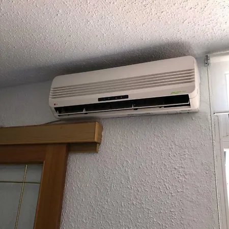 Hotel Calle De Frederica Montseny 'politica' Casa O Chalet Valence