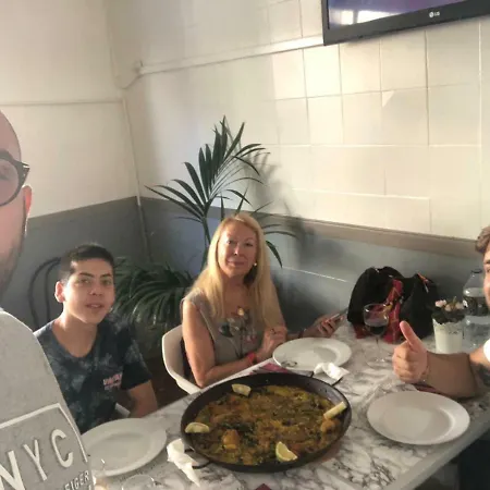 Alloggio in famiglia Privada A 1500 Metros De La Playa *