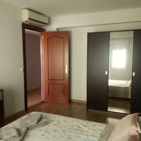 Privada Con Bano Privado A 300 Metros De La Playa. Valencia