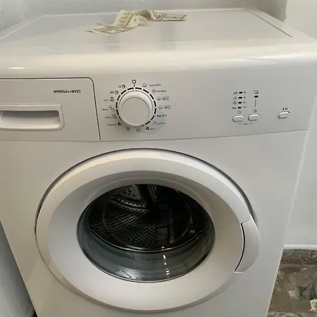 Center בית אירוח *