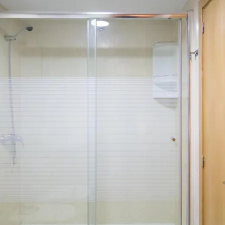 아파트 Station. Free Wifi & Terrace *