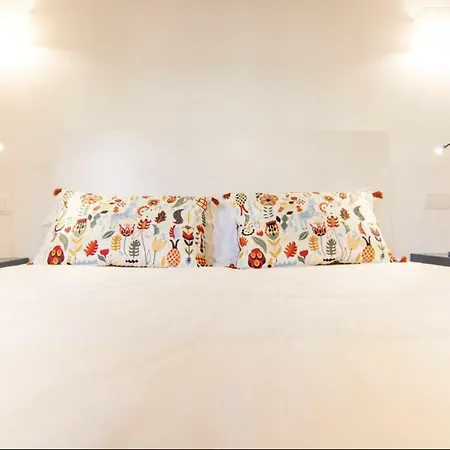 Station. Free Wifi & Terrace