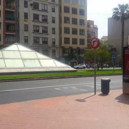 Angel Guimera & Breakfast Panzió