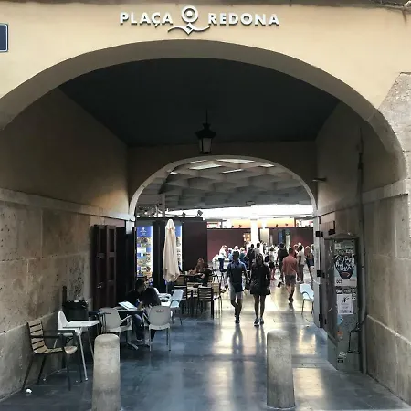 Mediterranean Flats Plaza Redonda Apartment