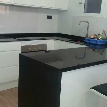 Penthouse With Terrace Of 40m2 In Center Apartman