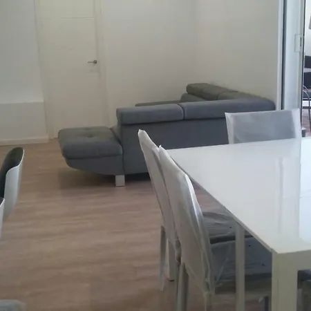 Penthouse With Terrace Of 40m2 In Center Valencia