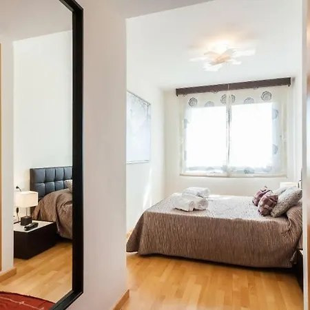 En La Ciudad De Ciencias Y Cerca De La Playa Daire