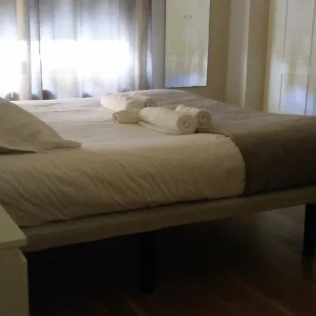 Angel Guimera & Breakfast *