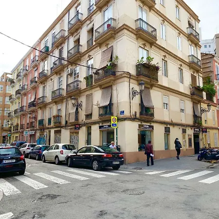 Fabulosa Casa Botanic En Torres Quart Apartment