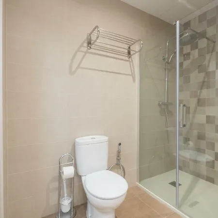 Bright And Modern Near The Beach Apartman *