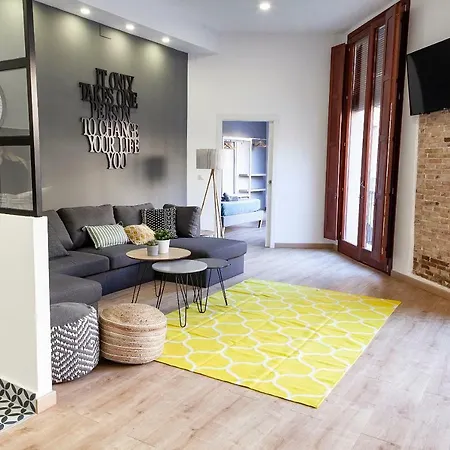 Plaza Redonda Center Апартаменты *