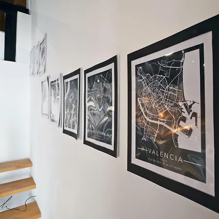 Casita En El Cabanal Con Patio * Валенсия