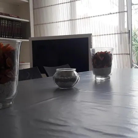 Angel Guimera & Breakfast *