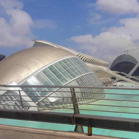 Angel Guimera & Breakfast Valencia
