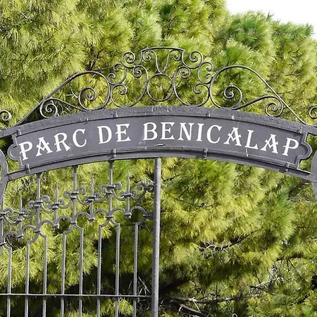 Almiserat Apartamento *