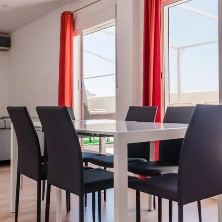 Apartment Penthouse With Terrace 40m2 With Wide Views 10mn Walking From Center *