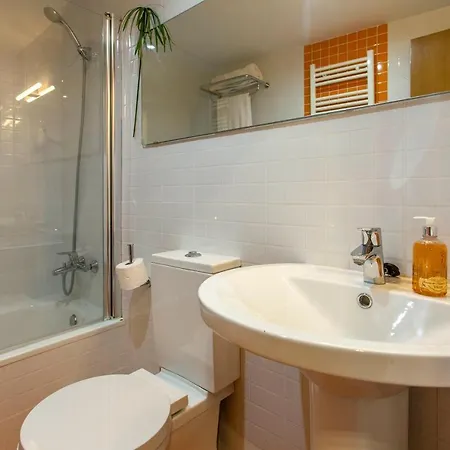 Luxurious & Alluring In Historic Town * Valencie