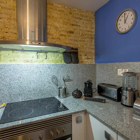 Luxurious & Alluring In Historic Town