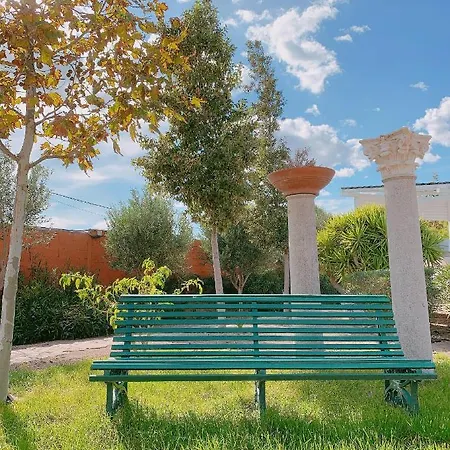 Mom La Punta Guest house