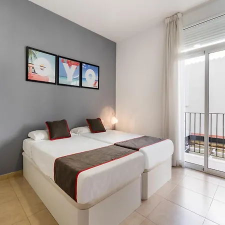 Oyo Style Puerto * Валенсия