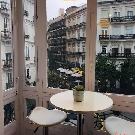 科隆艺术精品公寓 *