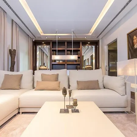 Luxury Alma Apartments