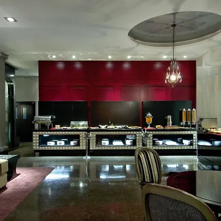Hotel Vincci Palace