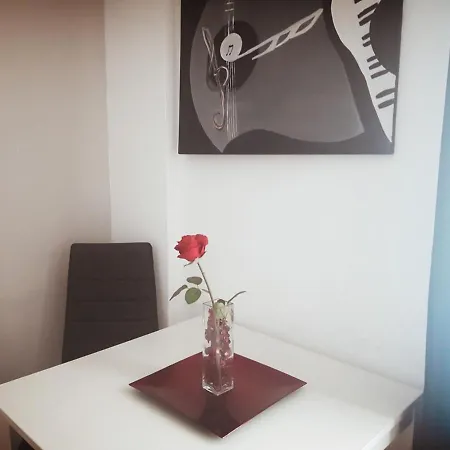 Como En Casa * ולנסיה