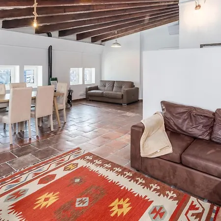 Travel Habitat Port Valencia. * Valencia