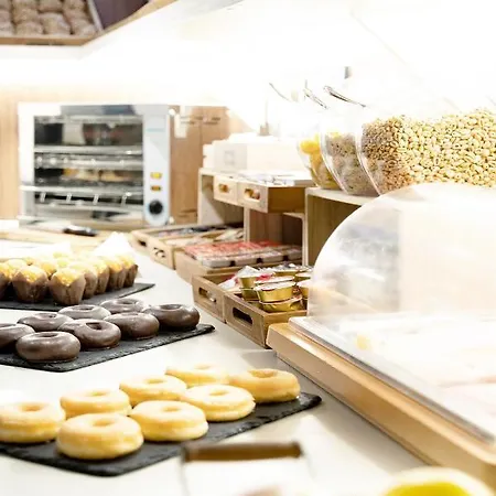 Sweet Continental Hotel Valenza