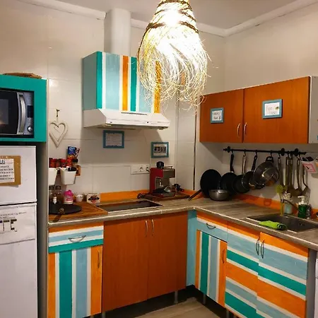 La Casa Del Colibri Youth (adults Only) بيت شباب