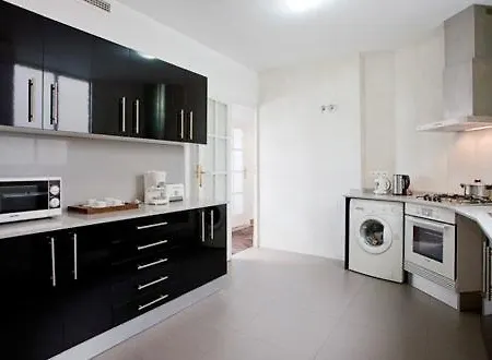 Ayuntamiento Apartman *