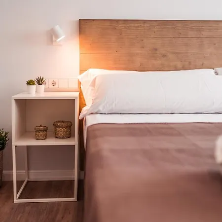 Отель Lindala 3*