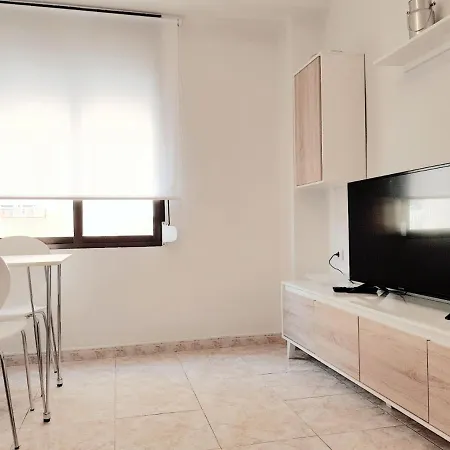 公寓 Cozy 3 Bedroom 1 Bathroom By Joaquin Sorolla Station *