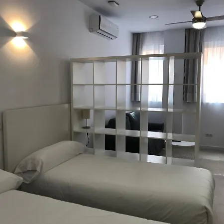 Suites Marina Hotel