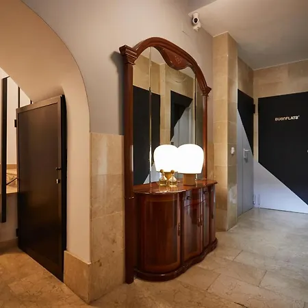 Apartamento Bubuflats / Mercat